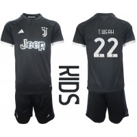 Juventus Timothy Weah #22 Tretí Detský futbalový dres 2023-24 Krátky Rukáv (+ trenírky)